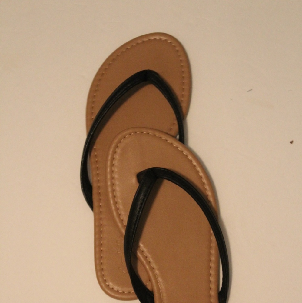 Charlotte Russe flip-flops